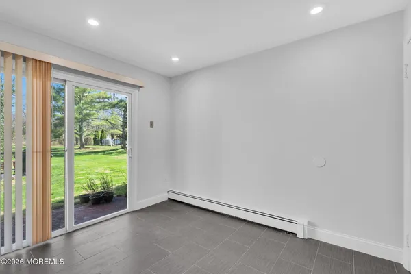 $2,600 | 96 East Avenue, Unit 97, Atlantic Highlands, NJ 07716