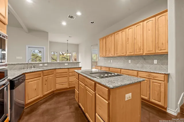 $740,000 | 14041 Iron Horse Way, Helotes, TX 78023