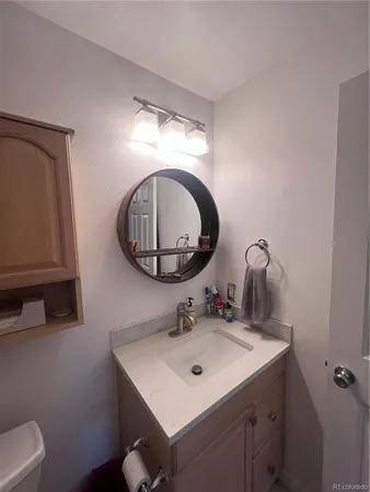 $1,800 | 2575 South Syracuse Way, Unit J308, Denver, CO 80231