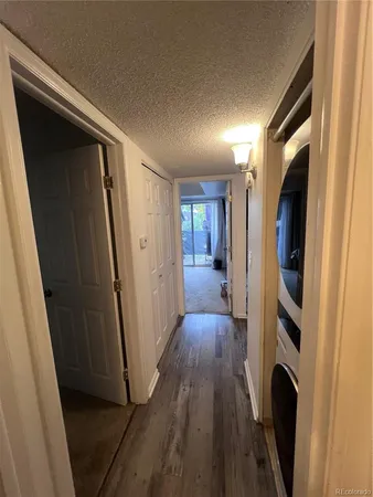 $1,800 | 2575 South Syracuse Way, Unit J308, Denver, CO 80231