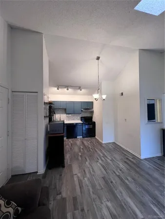 $1,800 | 2575 South Syracuse Way, Unit J308, Denver, CO 80231