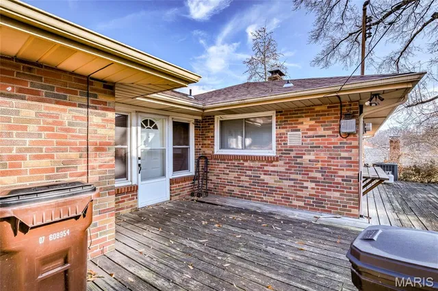 $225,000 | 18 Cardigan Drive, Ferguson, MO 63135