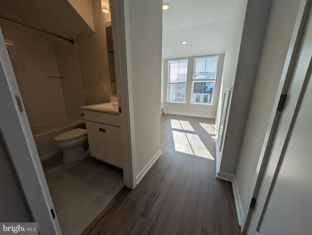 $3,700 | 22892 Tawny Pne Square, Ashburn, VA 20148