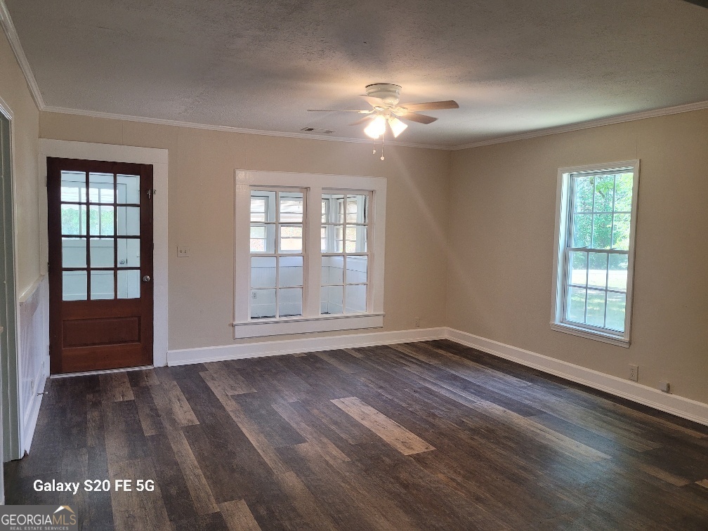 959 Whitfield Road Hogansville, GA 30230 - Photo 3 of 10