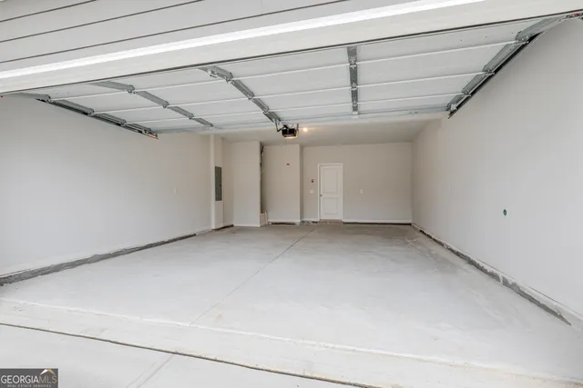 a view of utility room