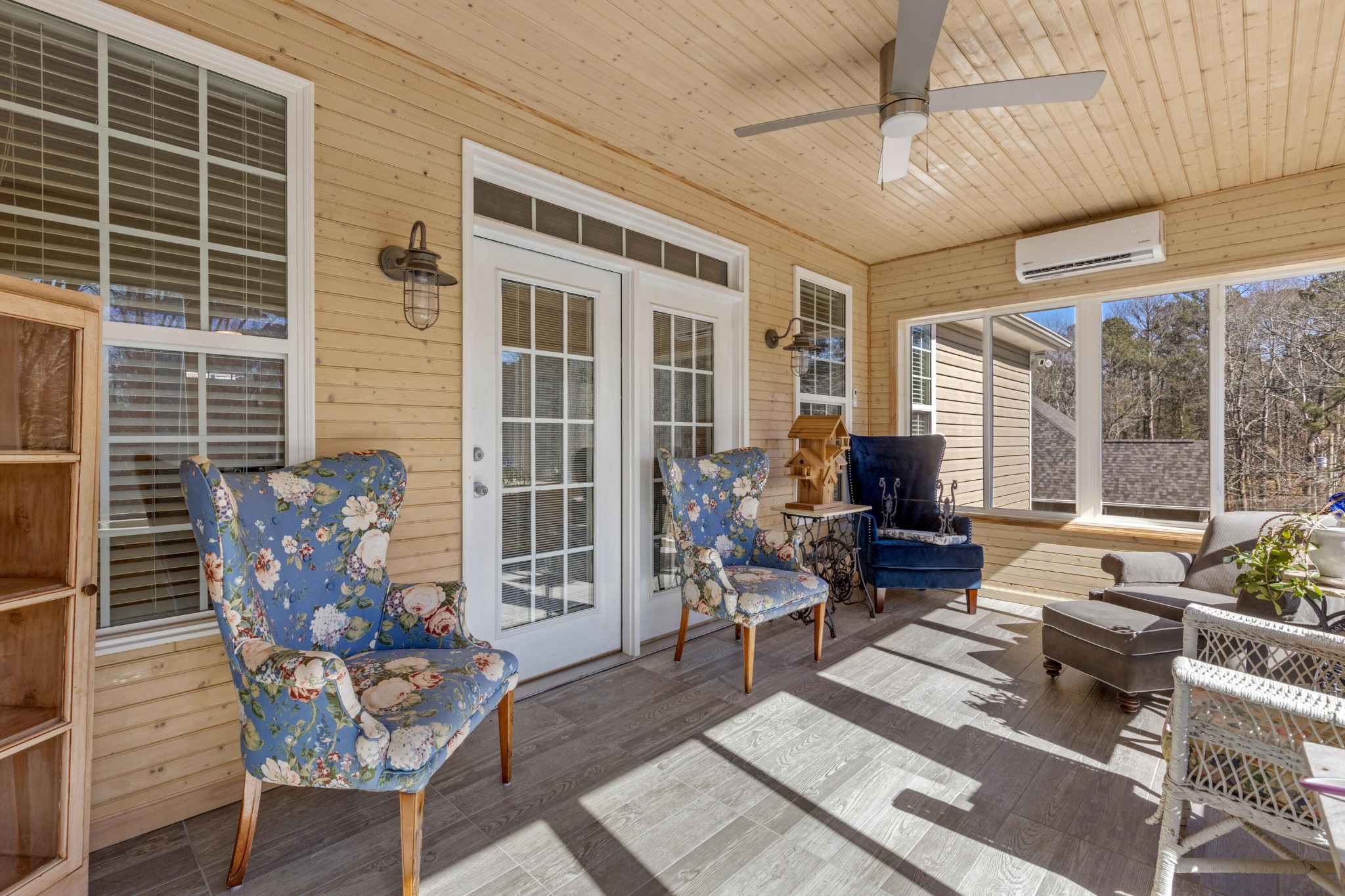 59 Honeysuckle Drive Rock Spring, GA 30739 - Photo 28 of 63 a living room filled with furniture