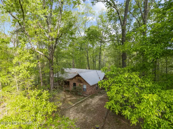 $275,000 | 110 Beechtree Road, Vicksburg, MS 39183