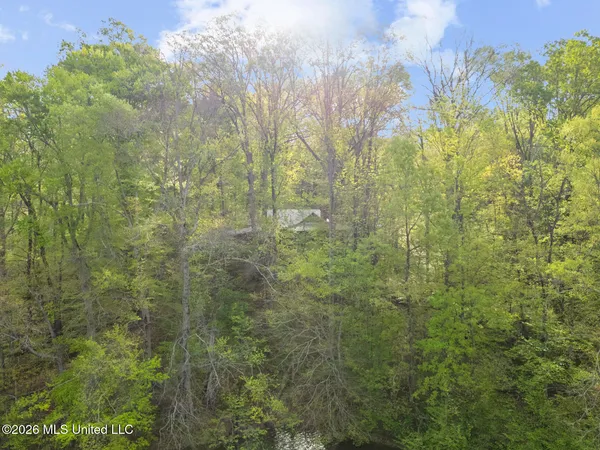 $275,000 | 110 Beechtree Road, Vicksburg, MS 39183