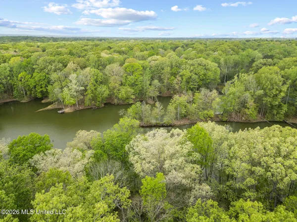 $275,000 | 110 Beechtree Road, Vicksburg, MS 39183