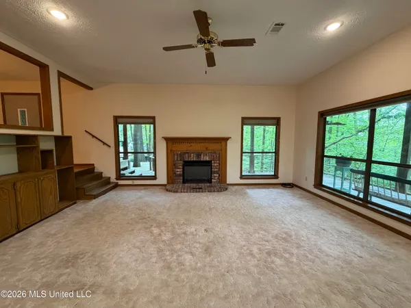 $275,000 | 110 Beechtree Road, Vicksburg, MS 39183