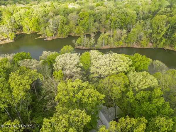 $275,000 | 110 Beechtree Road, Vicksburg, MS 39183