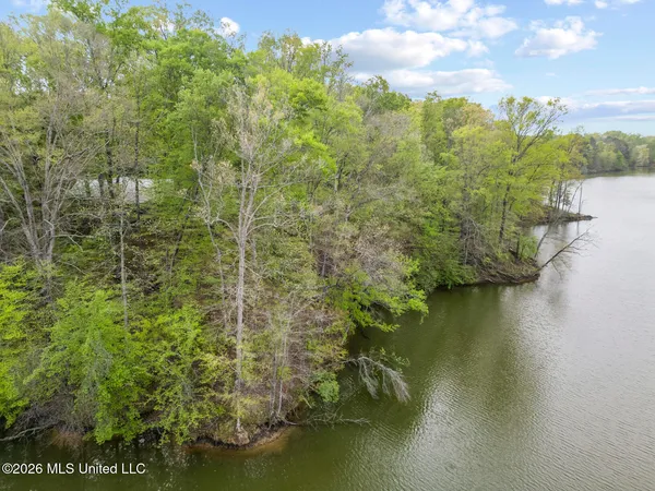 $275,000 | 110 Beechtree Road, Vicksburg, MS 39183