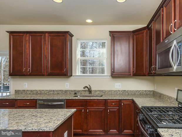 8686 Pine Road Jessup, MD 20794 - Photo 2 of 15 Kitchen