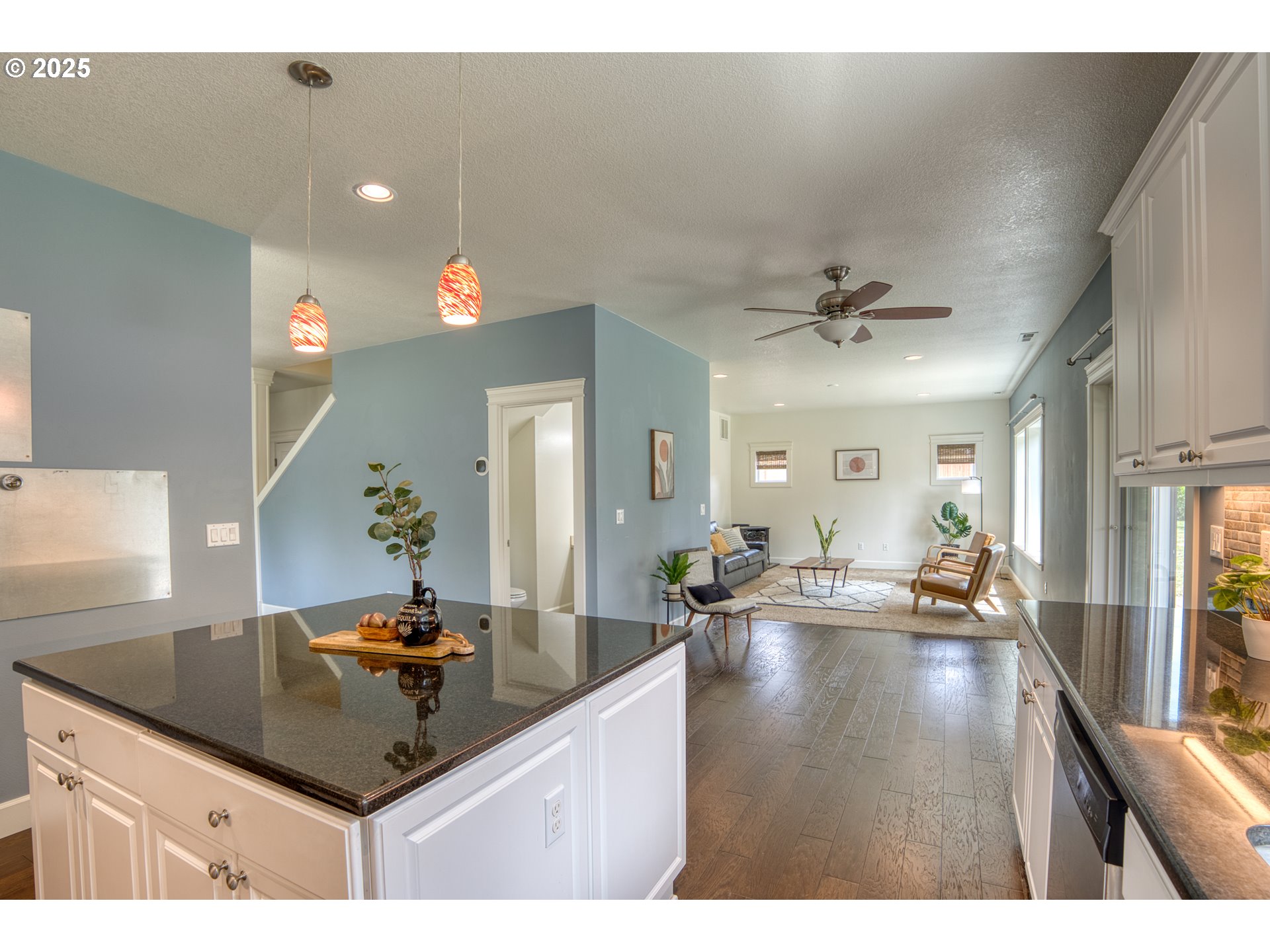 1155 Rodeo Drive White Salmon, WA 98672 - Photo 11 of 43 Gallery Image 11