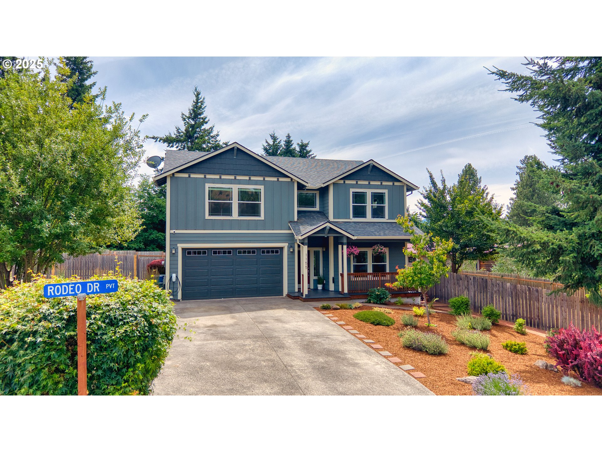 1155 Rodeo Drive White Salmon, WA 98672 - Photo 2 of 43 Gallery Image 2