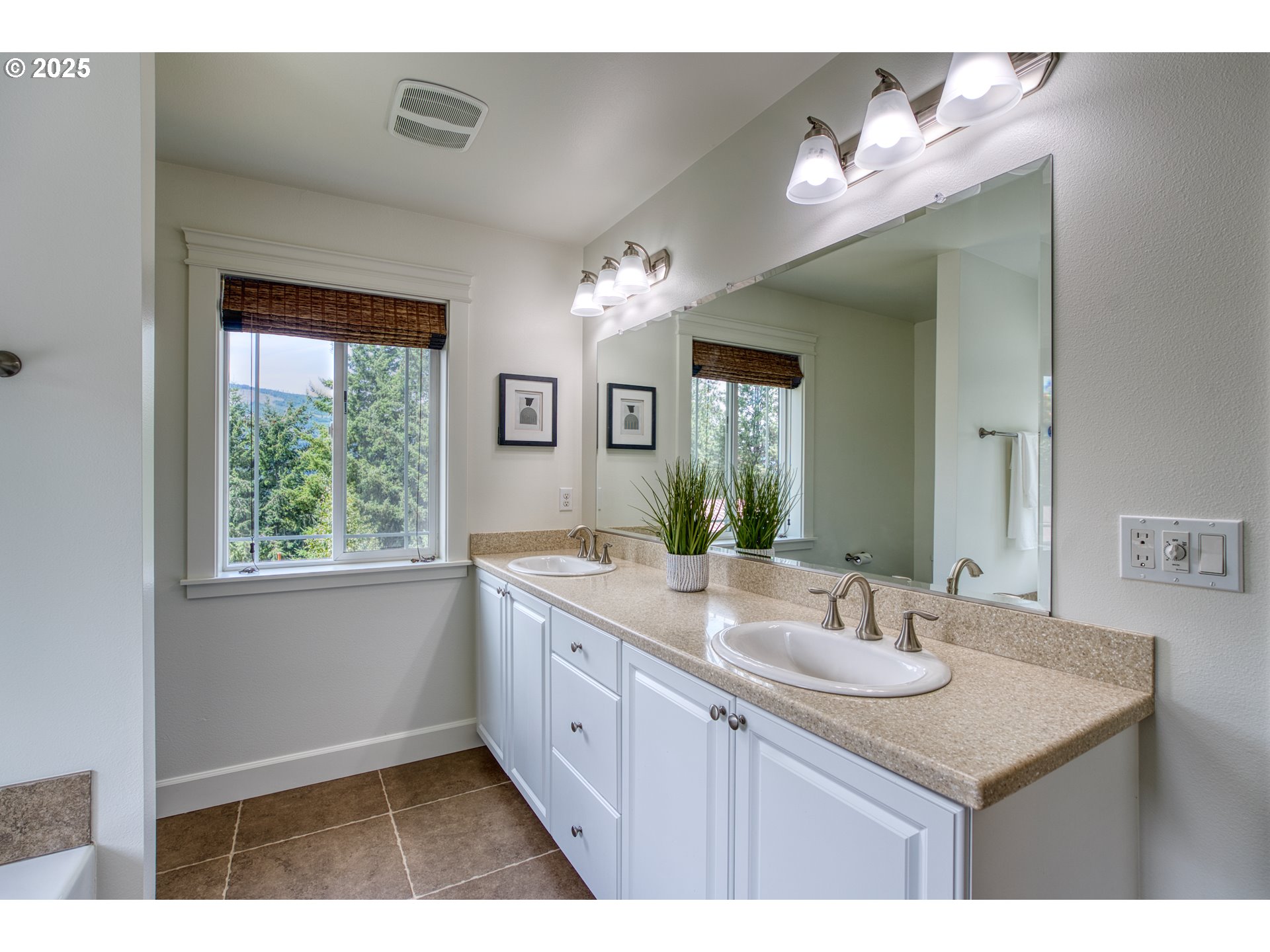 1155 Rodeo Drive White Salmon, WA 98672 - Photo 23 of 43 Gallery Image 23