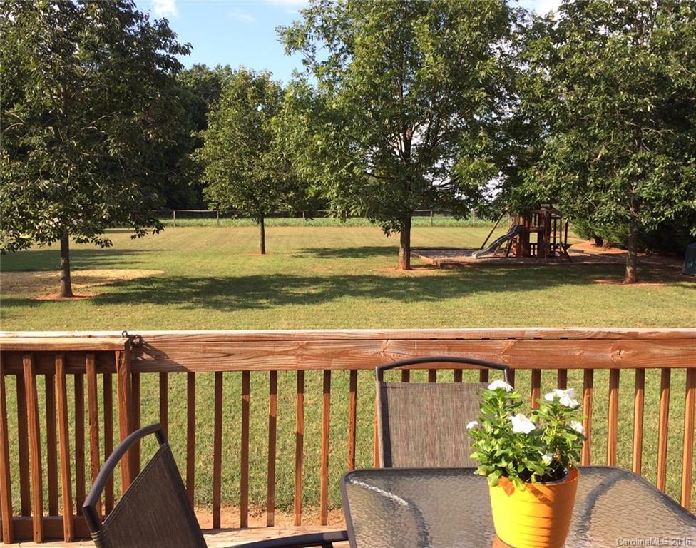 10101 Hambright Road, Unit 2 Huntersville, NC 28078 - Photo 4 of 23 Gallery Image 4