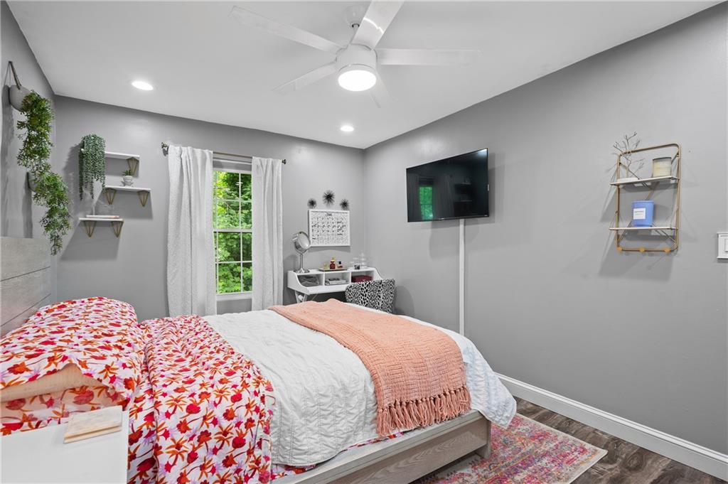 1351 Old Coach Road Southwest Marietta, GA 30008 - Photo 12 of 18