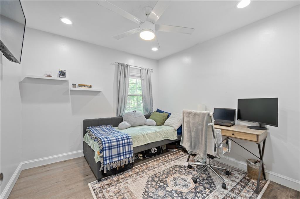 1351 Old Coach Road Southwest Marietta, GA 30008 - Photo 13 of 18