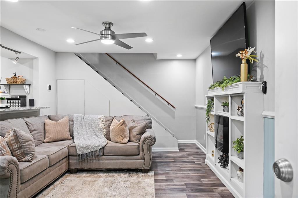 1351 Old Coach Road Southwest Marietta, GA 30008 - Photo 2 of 18