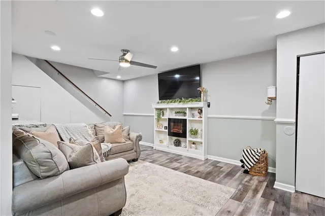 $155,000 | 1351 Old Coach Road Southwest, Marietta, GA 30008