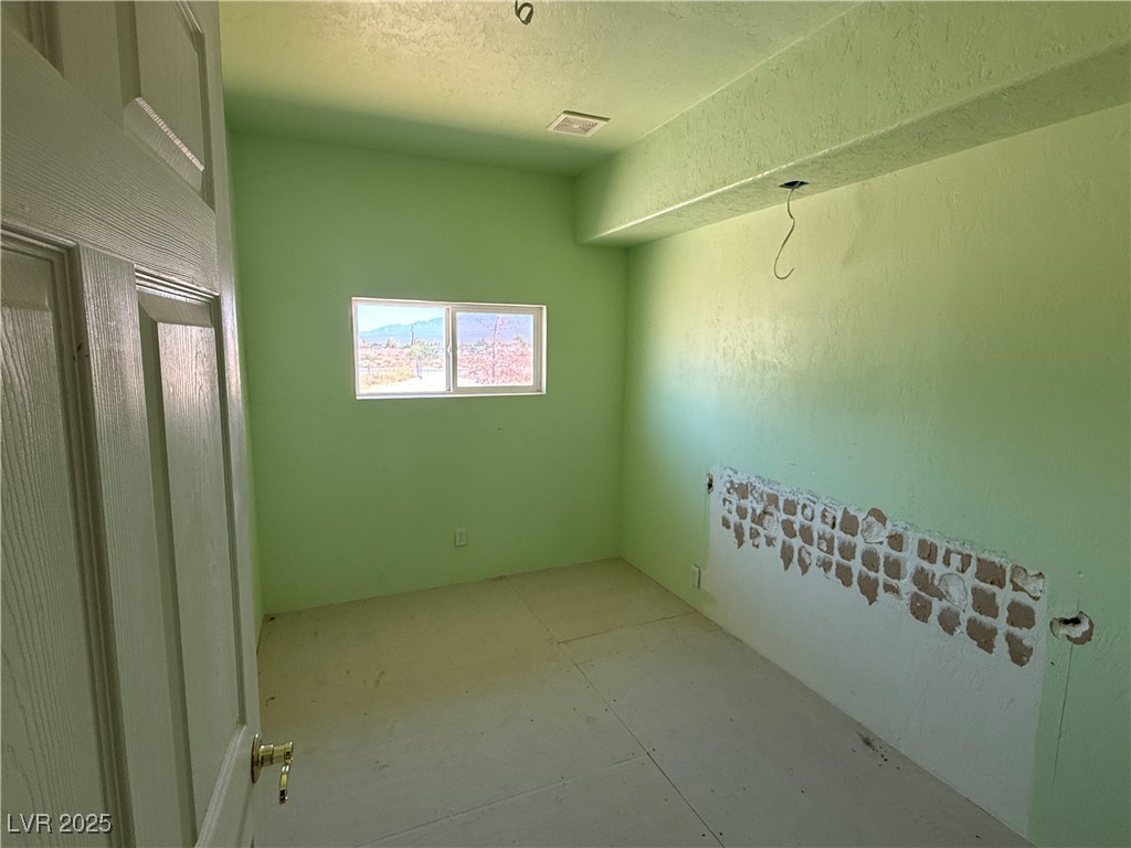 2151 West Simkins Road Pahrump, NV 89060 - Photo 9 of 23 Ready for your vision.