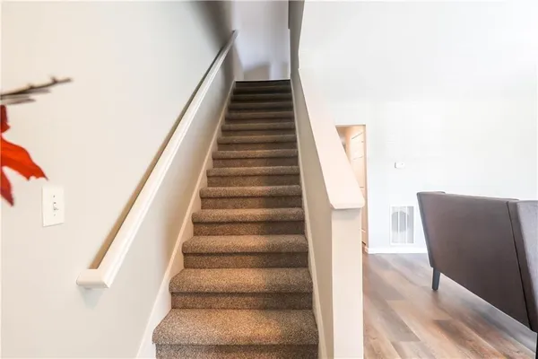 $1,925 | 5823 Strathmoor Manor Circle, Lithonia, GA 30058