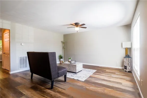 $1,925 | 5823 Strathmoor Manor Circle, Lithonia, GA 30058