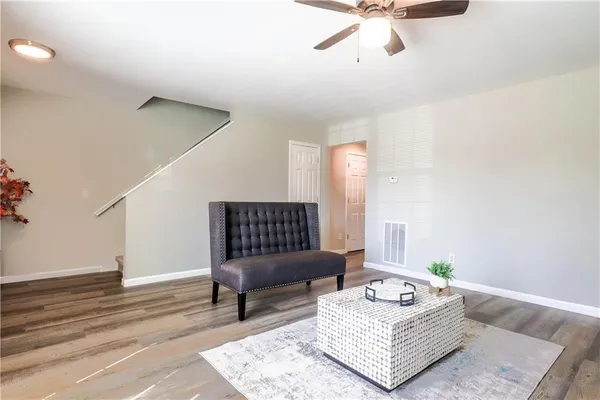 $1,925 | 5823 Strathmoor Manor Circle, Lithonia, GA 30058