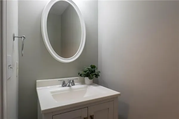 $1,925 | 5823 Strathmoor Manor Circle, Lithonia, GA 30058