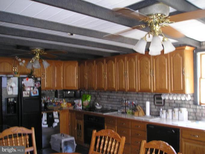 7629 Water Oak Point Road Pasadena, MD 21122 - Photo 10 of 10 Kitchen
