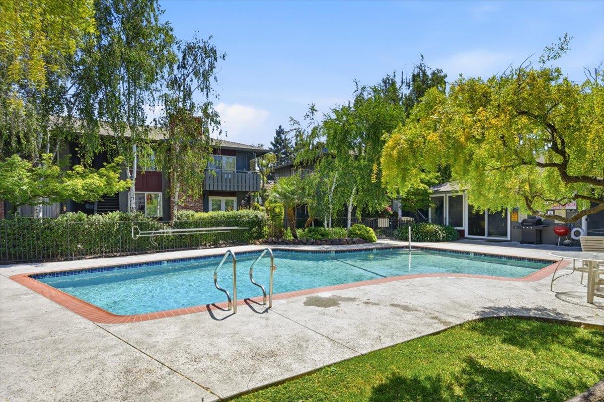 99 East Middlefield Road, Unit 34 Mountain View, CA 94043 - Photo 41 of 50
