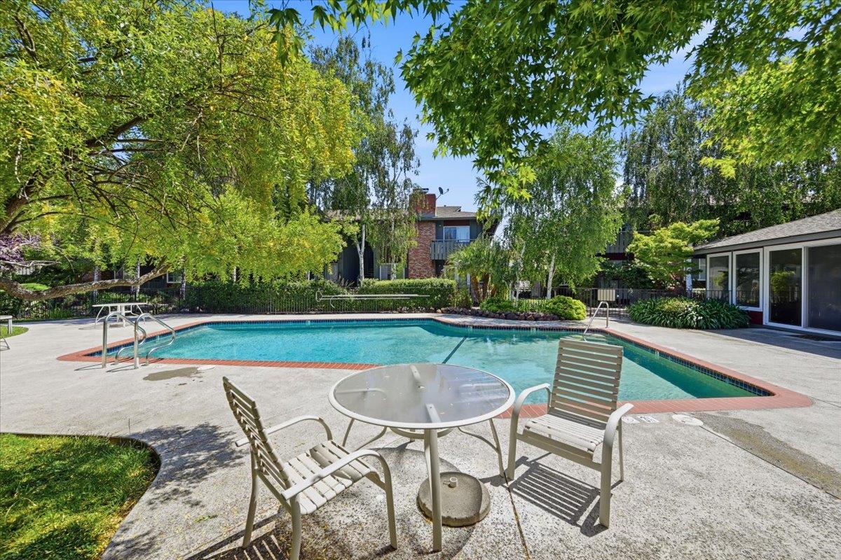 99 East Middlefield Road, Unit 34 Mountain View, CA 94043 - Photo 46 of 50