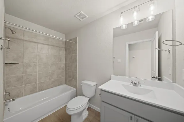 $1,895 | 839 Oakland Drive, Houston, TX 77090