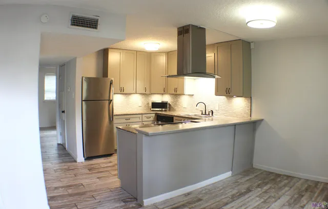 $1,250 | 140 Wylie Drive, Unit 4, Baton Rouge, LA 70808