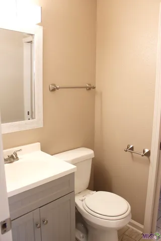 $1,350 | 140 Wylie Drive, Unit 4, Baton Rouge, LA 70808