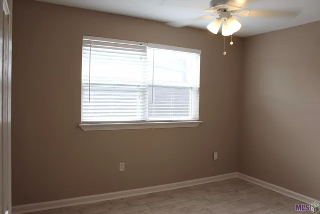 $1,350 | 140 Wylie Drive, Unit 4, Baton Rouge, LA 70808