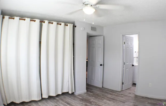 $1,250 | 140 Wylie Drive, Unit 4, Baton Rouge, LA 70808