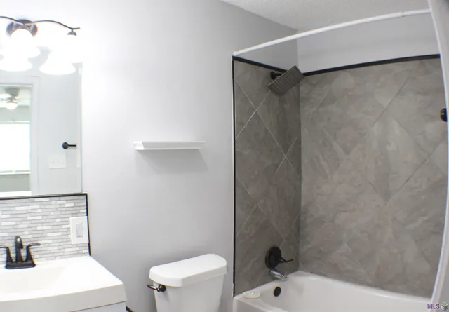 $1,250 | 140 Wylie Drive, Unit 4, Baton Rouge, LA 70808