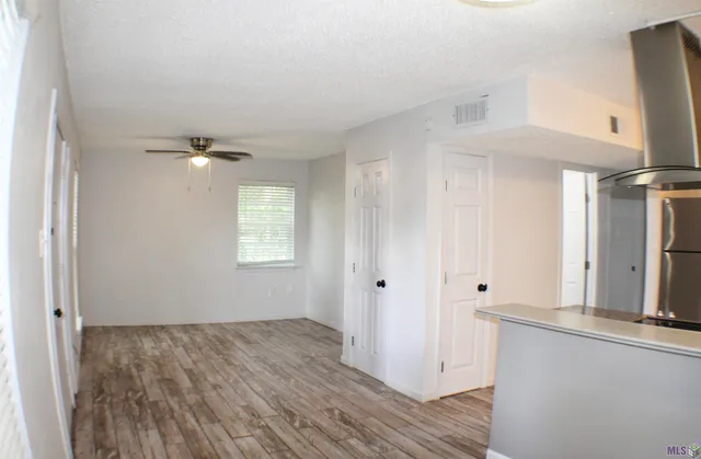 $1,250 | 140 Wylie Drive, Unit 4, Baton Rouge, LA 70808