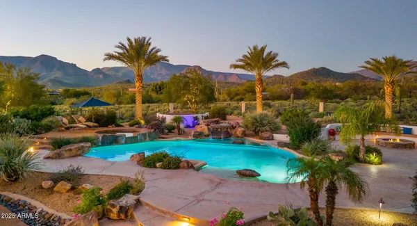 $5,500 | 5910 East Cielo Run South, Cave Creek, AZ 85331
