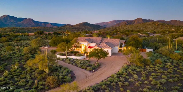 $6,000 | 5910 East Cielo Run South, Cave Creek, AZ 85331