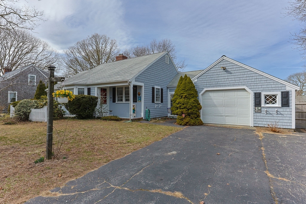 12 Charing Cross Road South Dennis, MA 02660 - Photo 1 of 33 Gallery Image 1