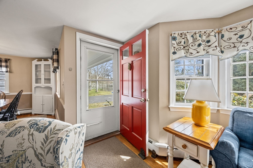 12 Charing Cross Road South Dennis, MA 02660 - Photo 5 of 33 Gallery Image 5
