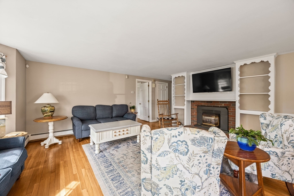 12 Charing Cross Road South Dennis, MA 02660 - Photo 6 of 33 Gallery Image 6