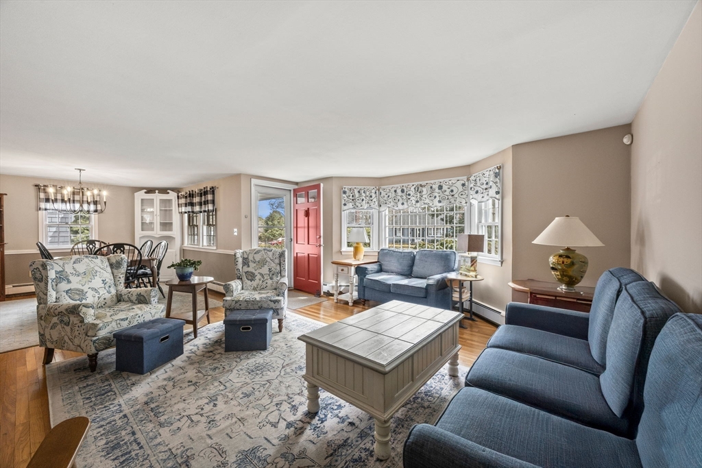 12 Charing Cross Road South Dennis, MA 02660 - Photo 8 of 33 Gallery Image 8