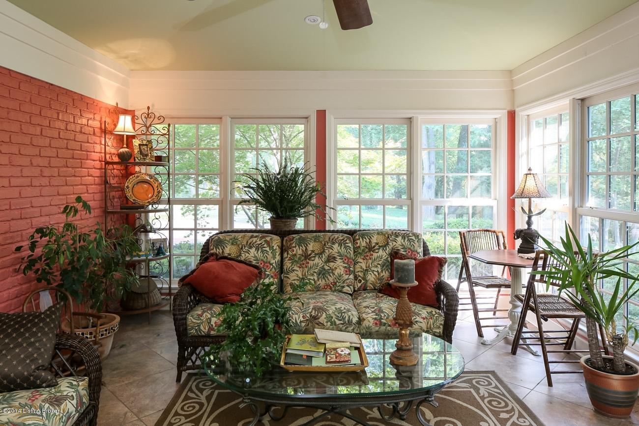 2115 Starmont Road Louisville, KY 40207 - Photo 11 of 37 RealTourCast - J Stough - Starmont (9 of