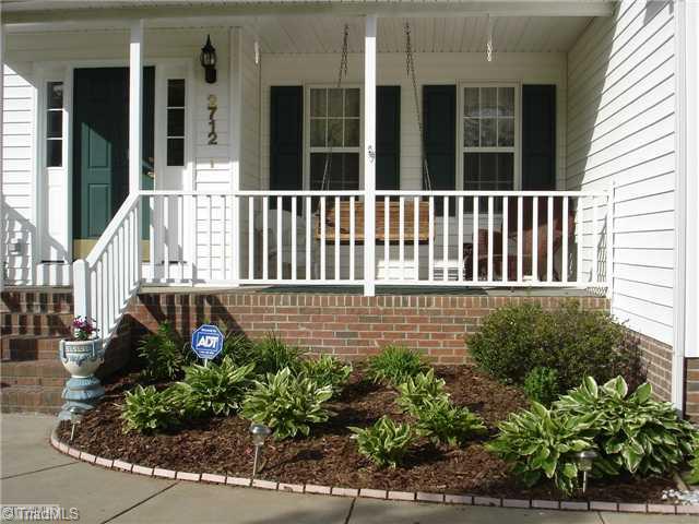 2712 Glasshouse Road Jamestown, NC 27282 - Photo 8 of 9 Exterior Front.