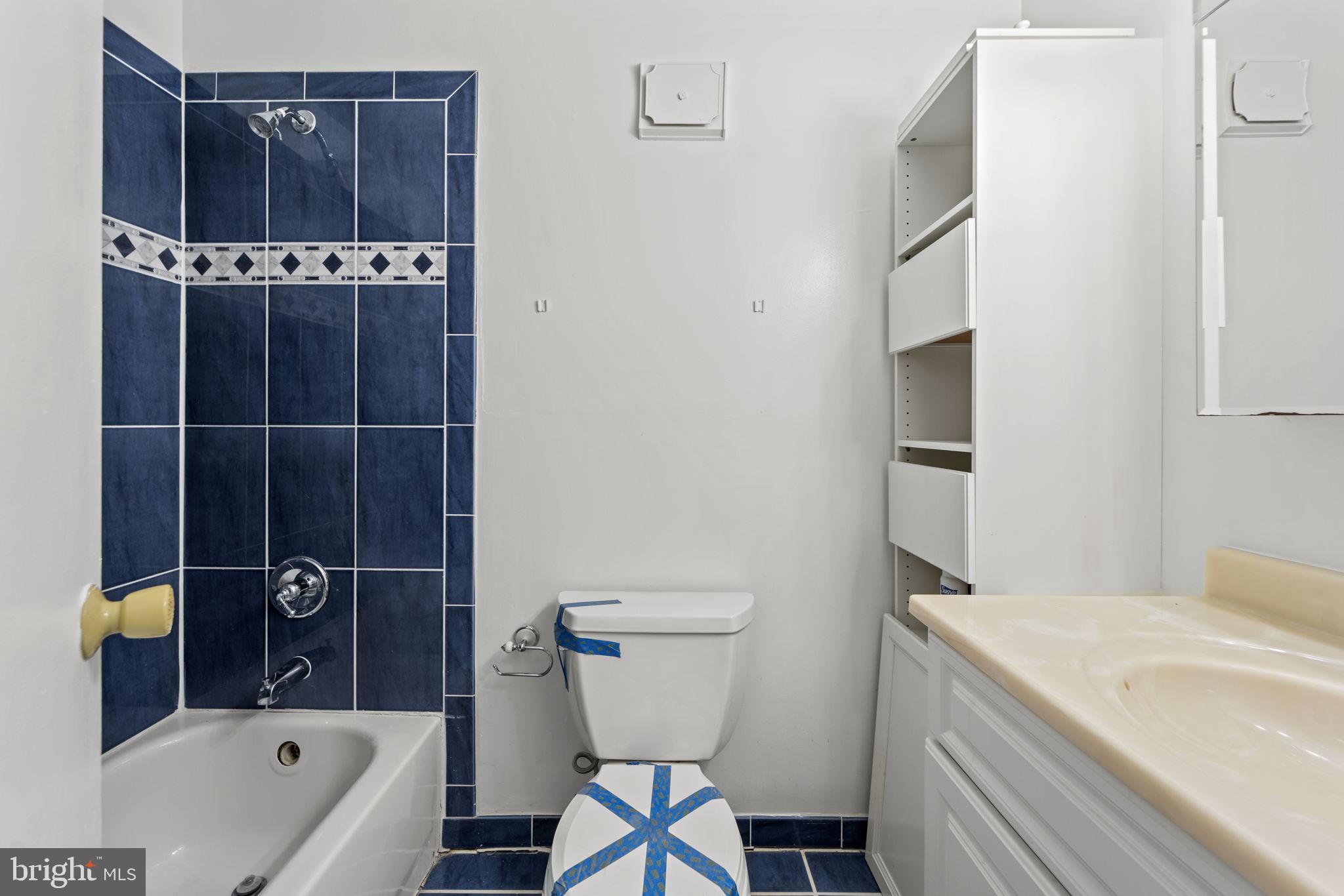 1635 Valencia Way Reston, VA 20190 - Photo 24 of 38