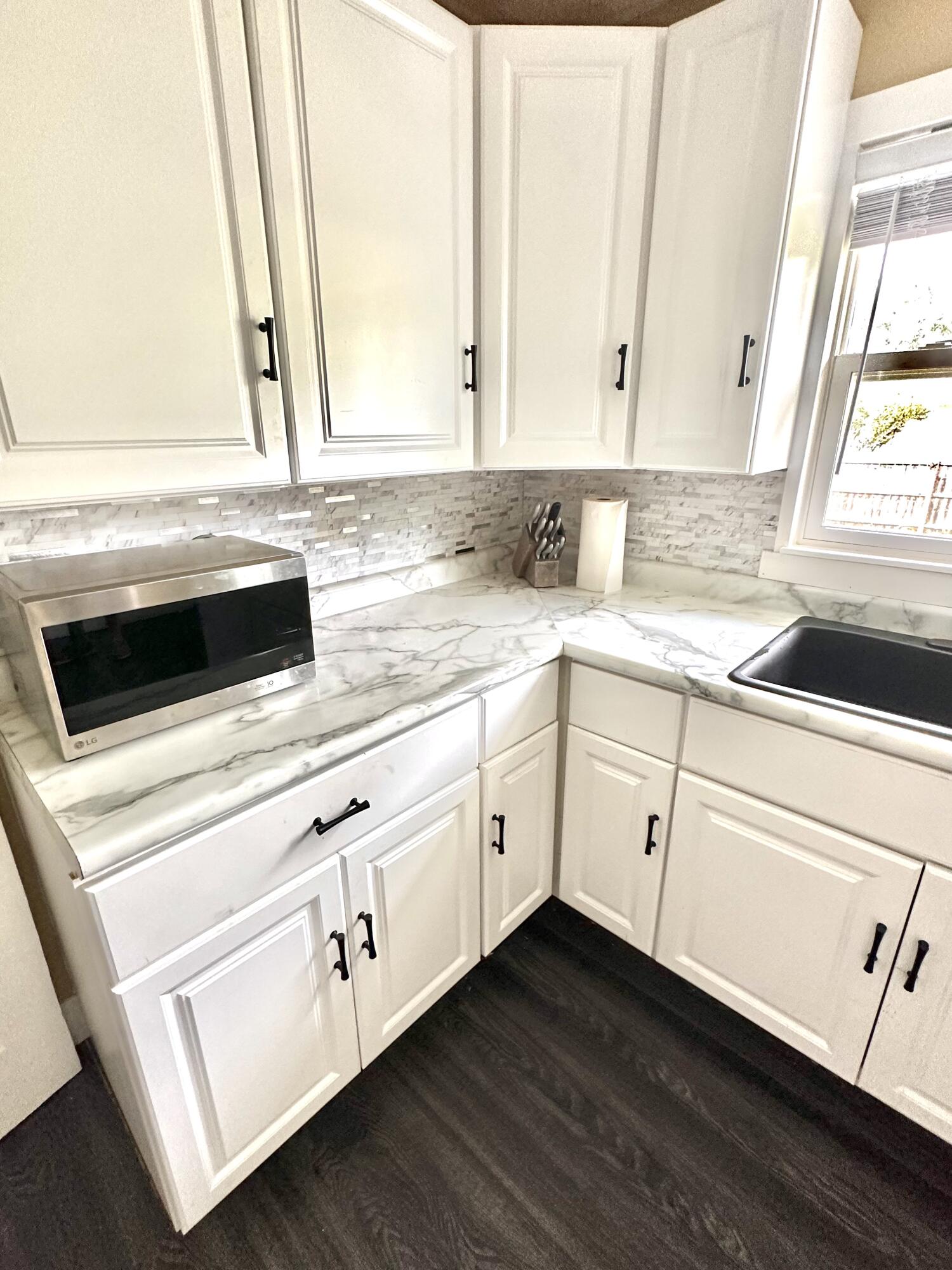 3083 Coolidge Road Muskegon, MI 49441 - Photo 5 of 13 IMG_4684
